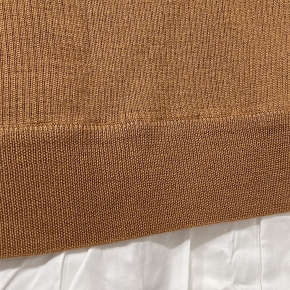 Veronica Beard pullover camel color - Picture 10 of 10
